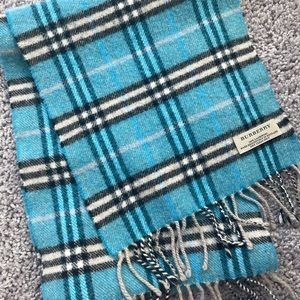 Burberry classic check cashmere scarf